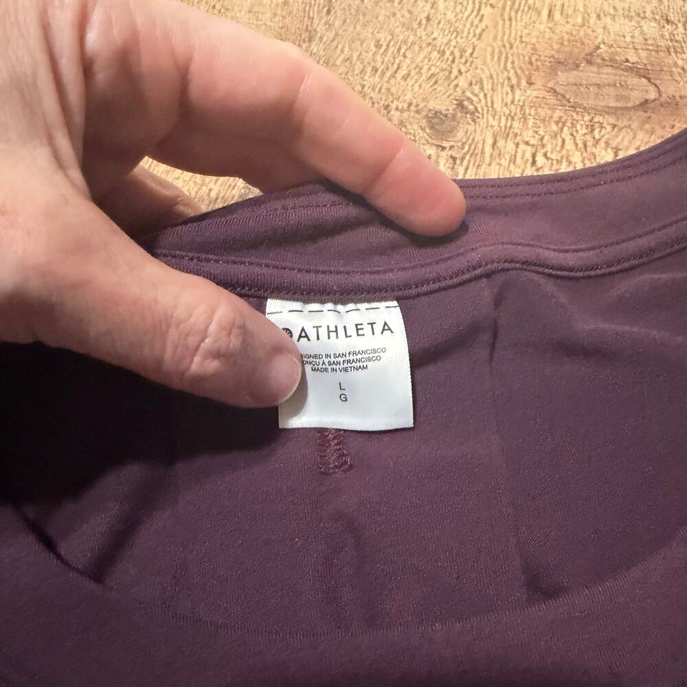 Athleta Women's Purple Long Sleeve With Ease Relaxed Crewneck Top Sz L Leisure - Picture 4 of 4
